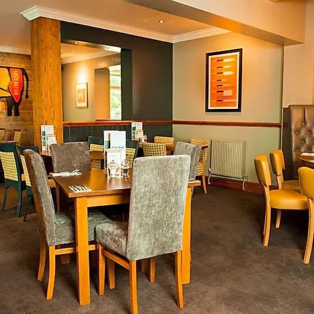 Premier Hotel 3*