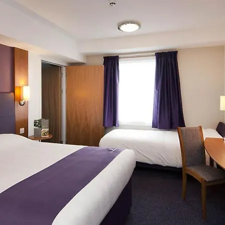 Premier - M6 Jct42 Hotel Carlisle (Cumbria)